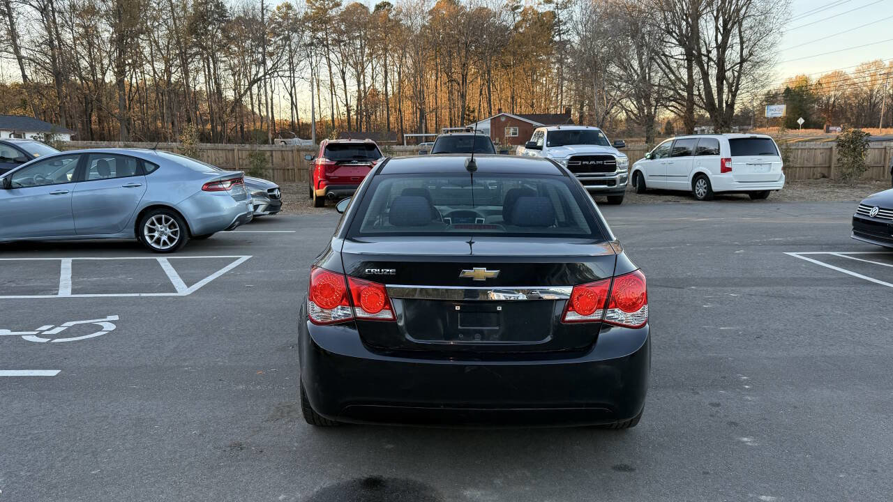 Used 2016 Chevrolet Cruze LS image 6