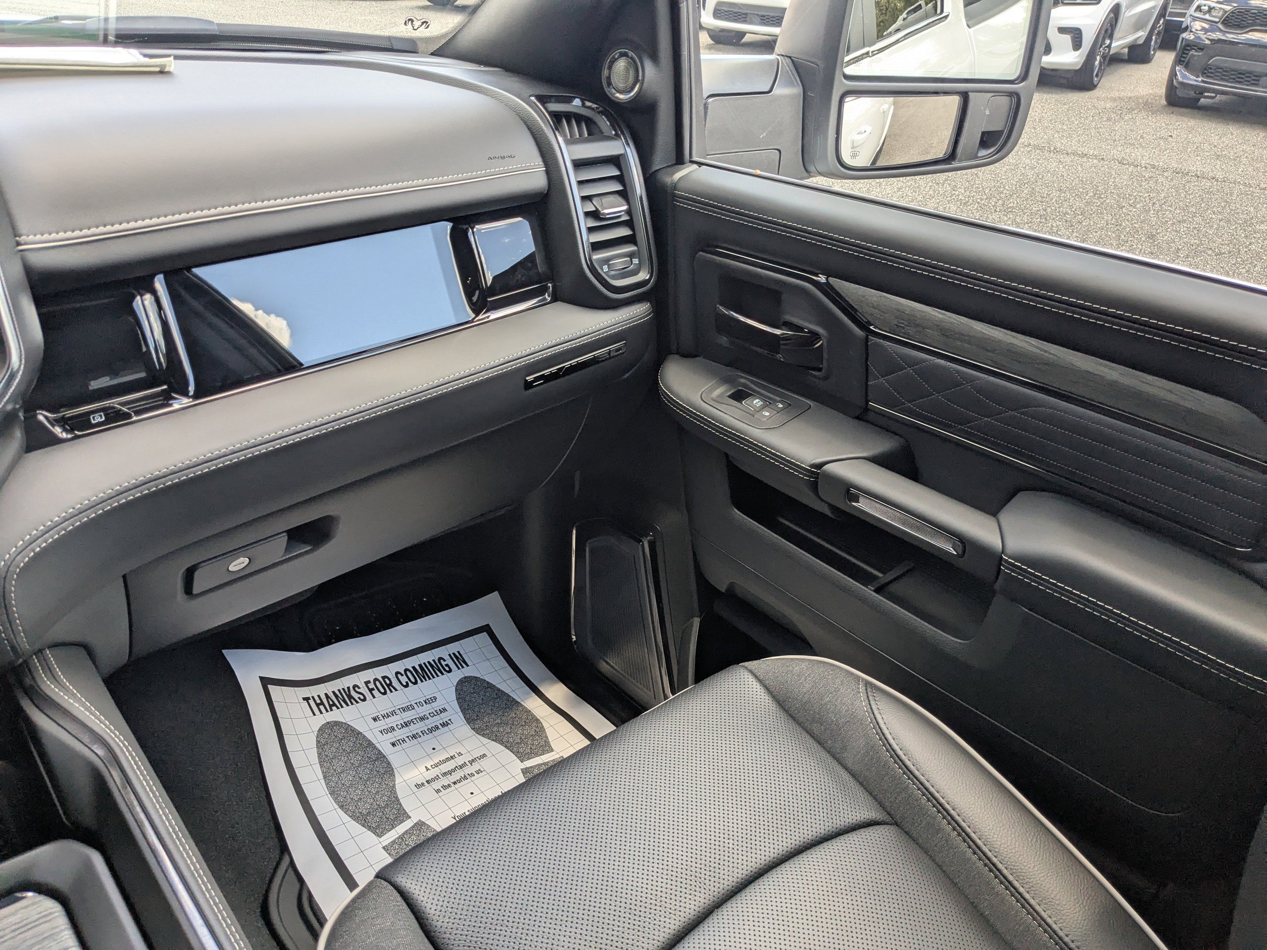 New 2025 RAM 2500 Limited image 16