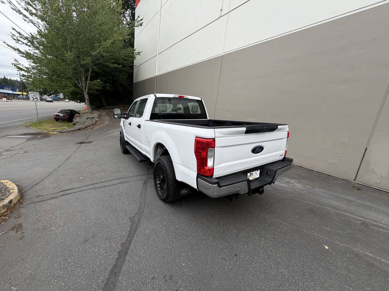 Used 2019 Ford F350 XL AWD/4WD image 7