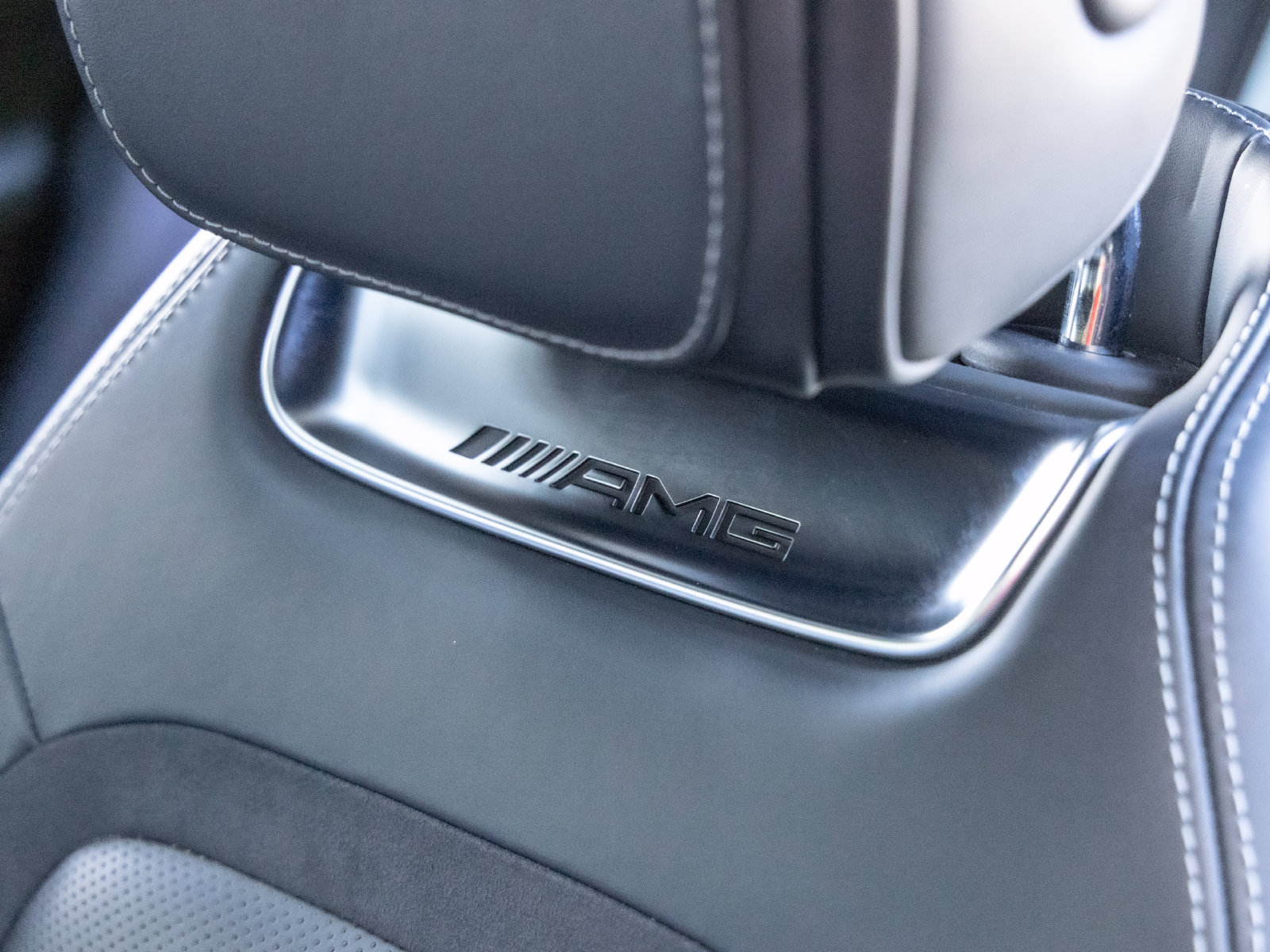 Used 2023 Mercedes-Benz AMG GT 63 w/ Driver Assistance Package image 35