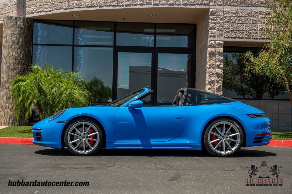 Used 2023 Porsche 911 AWD/4WD image 5