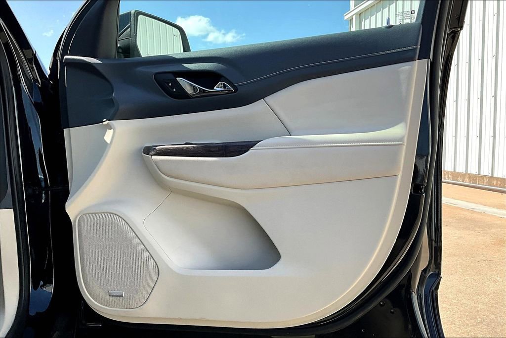 Used 2023 GMC Acadia Denali image 22