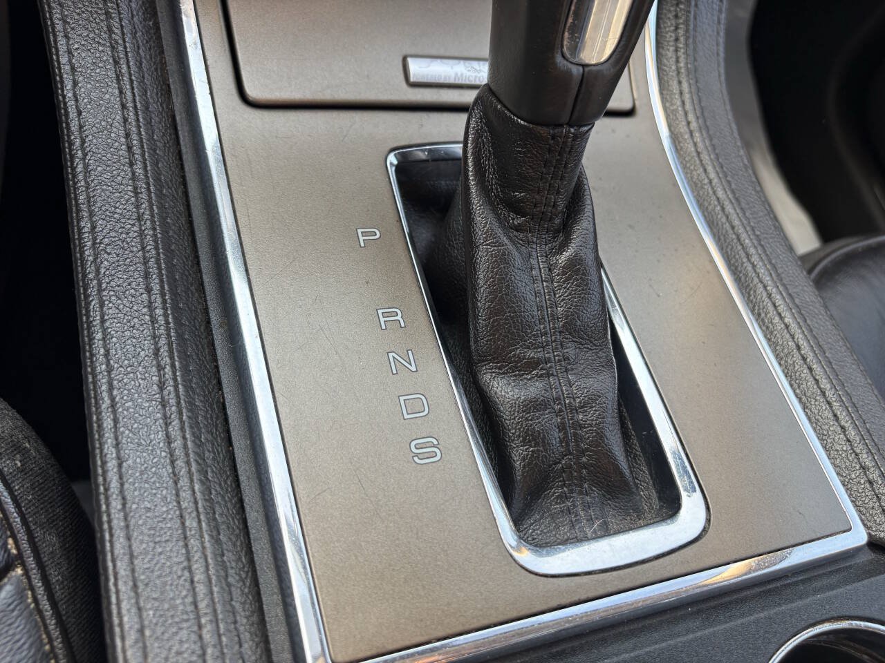 Used 2014 Lincoln MKX AWD w/ Equipment Group 102A image 28