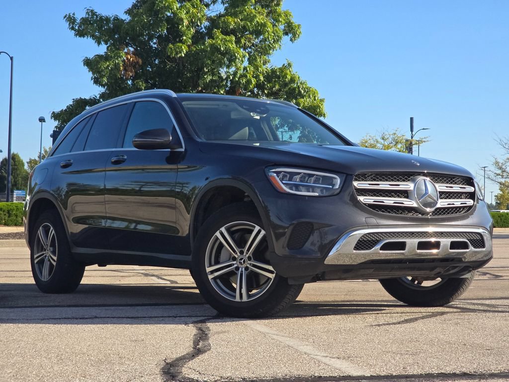 Used 2020 Mercedes-Benz GLC 300 4MATIC image 2