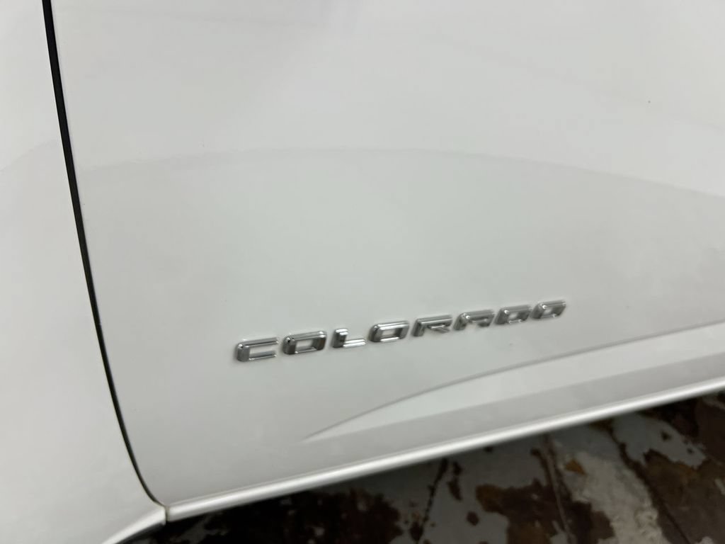 Used 2022 Chevrolet Colorado Z71 AWD/4WD image 25