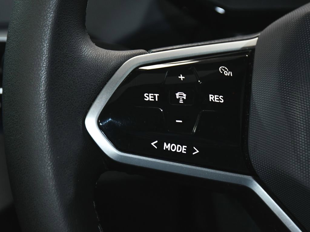 Used 2023 Volkswagen ID.4 Pro S Plus image 33