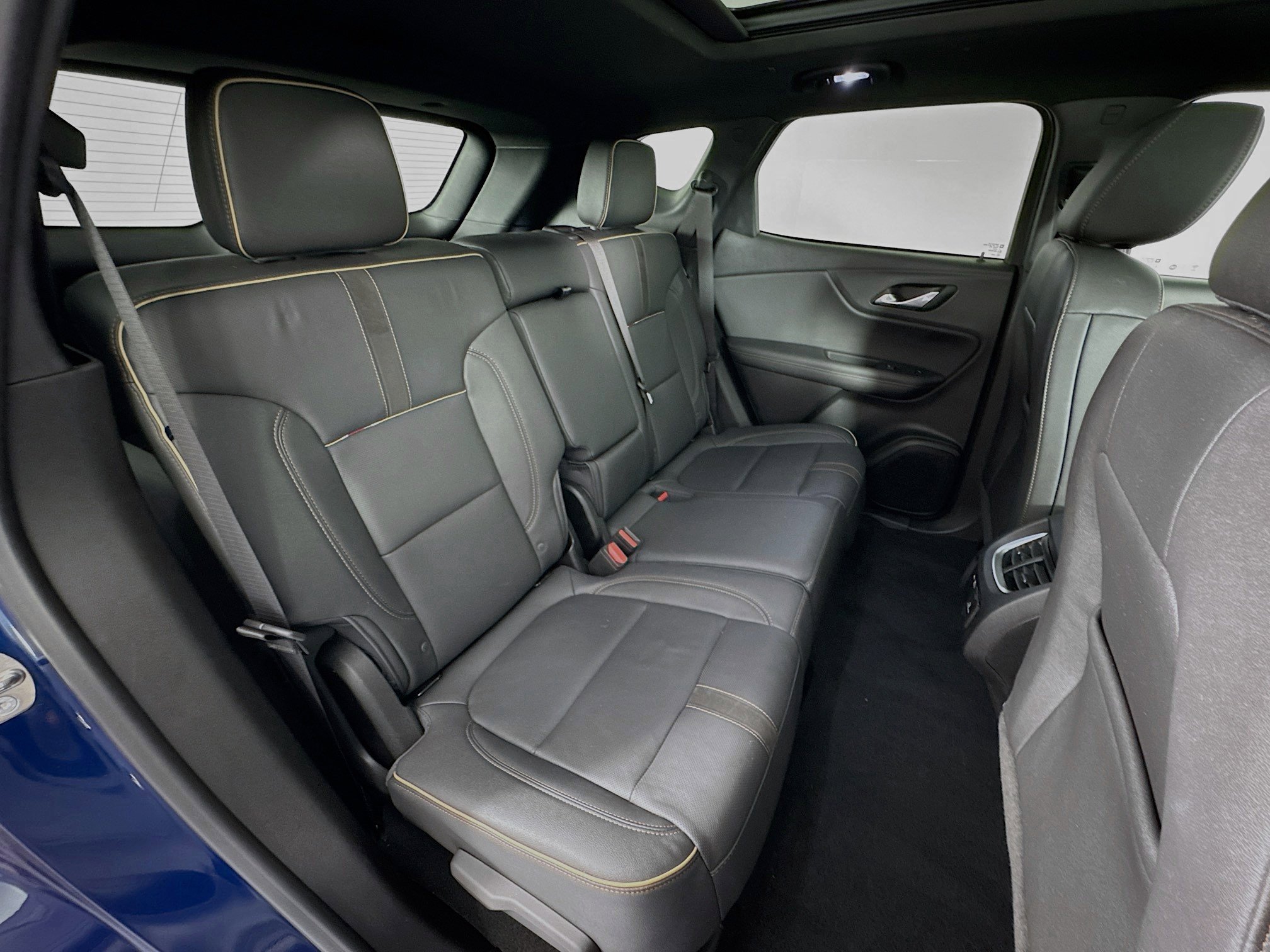 Used 2022 Chevrolet Blazer Premier w/ Enhanced Convenience Package image 28