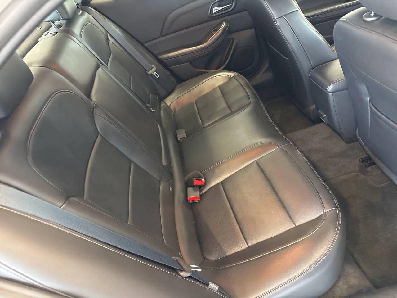 Used 2015 Chevrolet Malibu LT w/ Leather Package FWD image 17