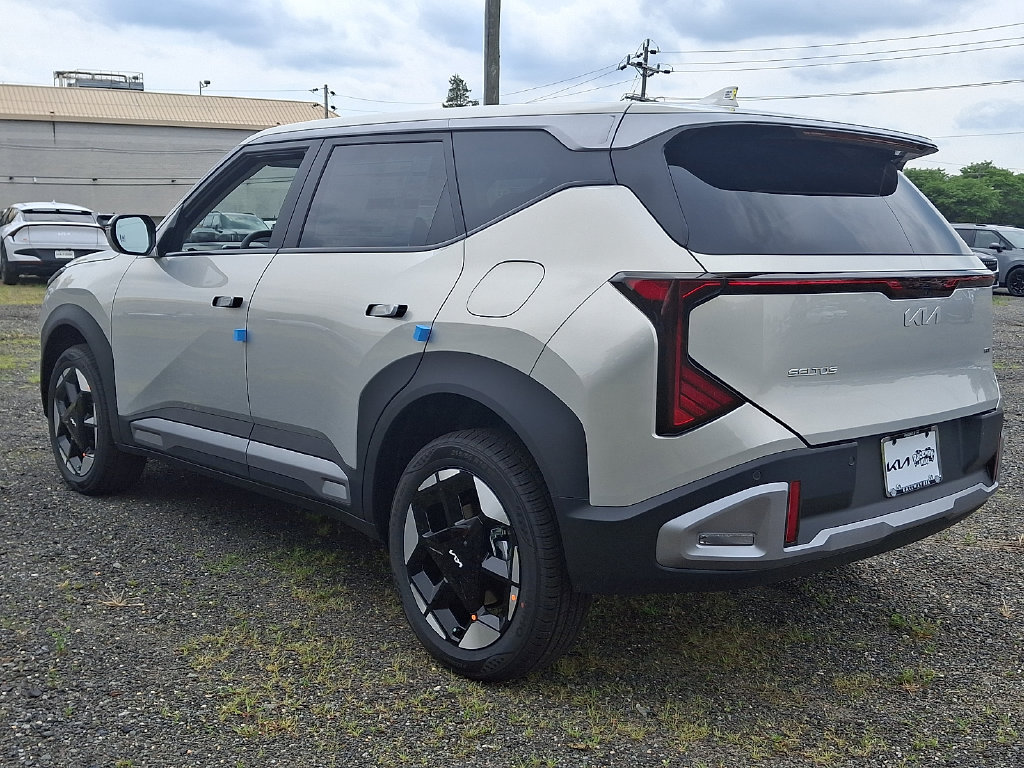 New 2027 Kia Seltos S AWD/4WD image 3
