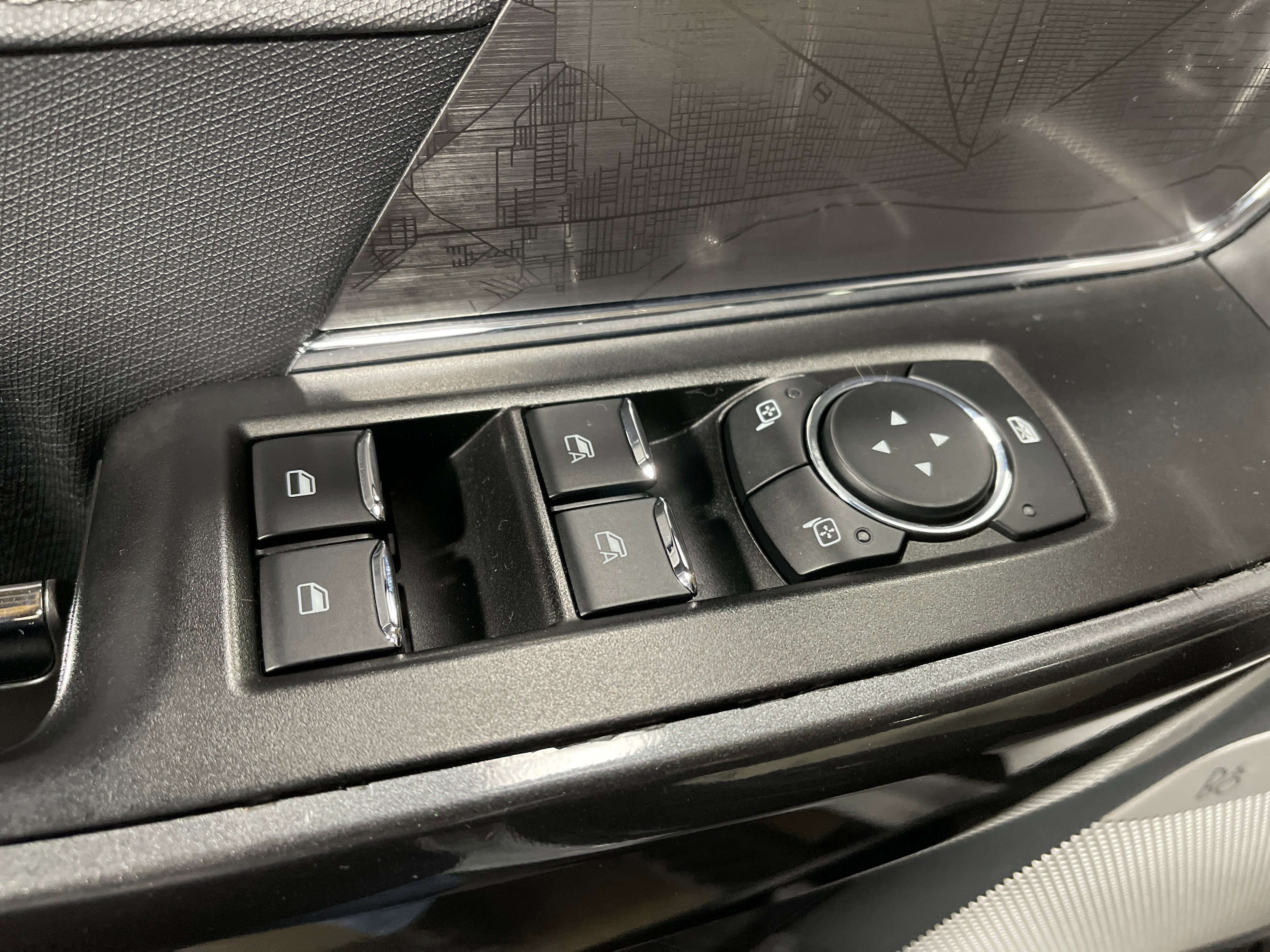 Used 2021 Ford F150 XLT w/ Equipment Group 302A High image 11