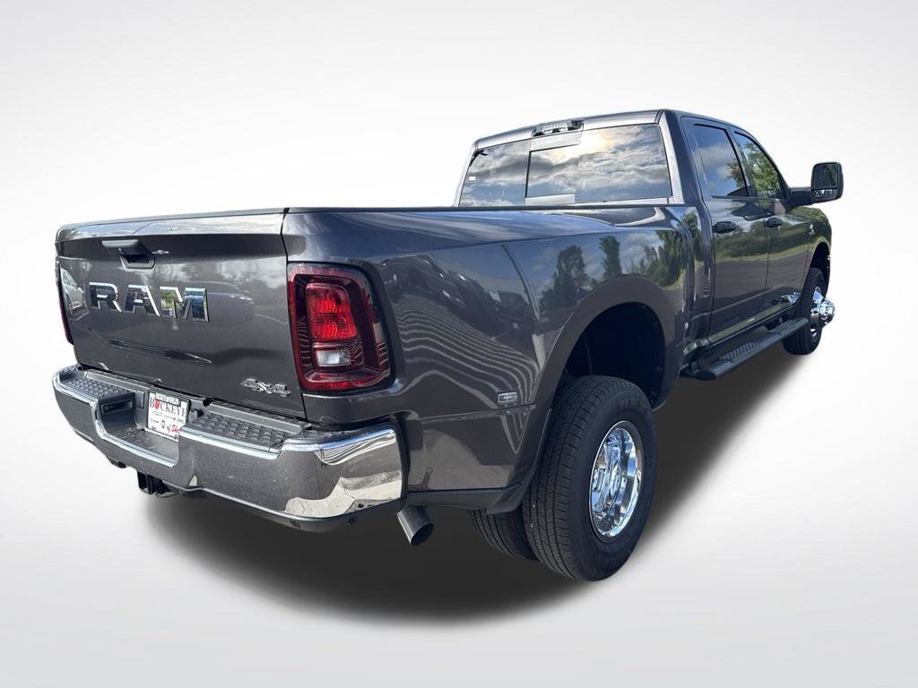 New 2027 RAM 3500 Tradesman AWD/4WD image 3