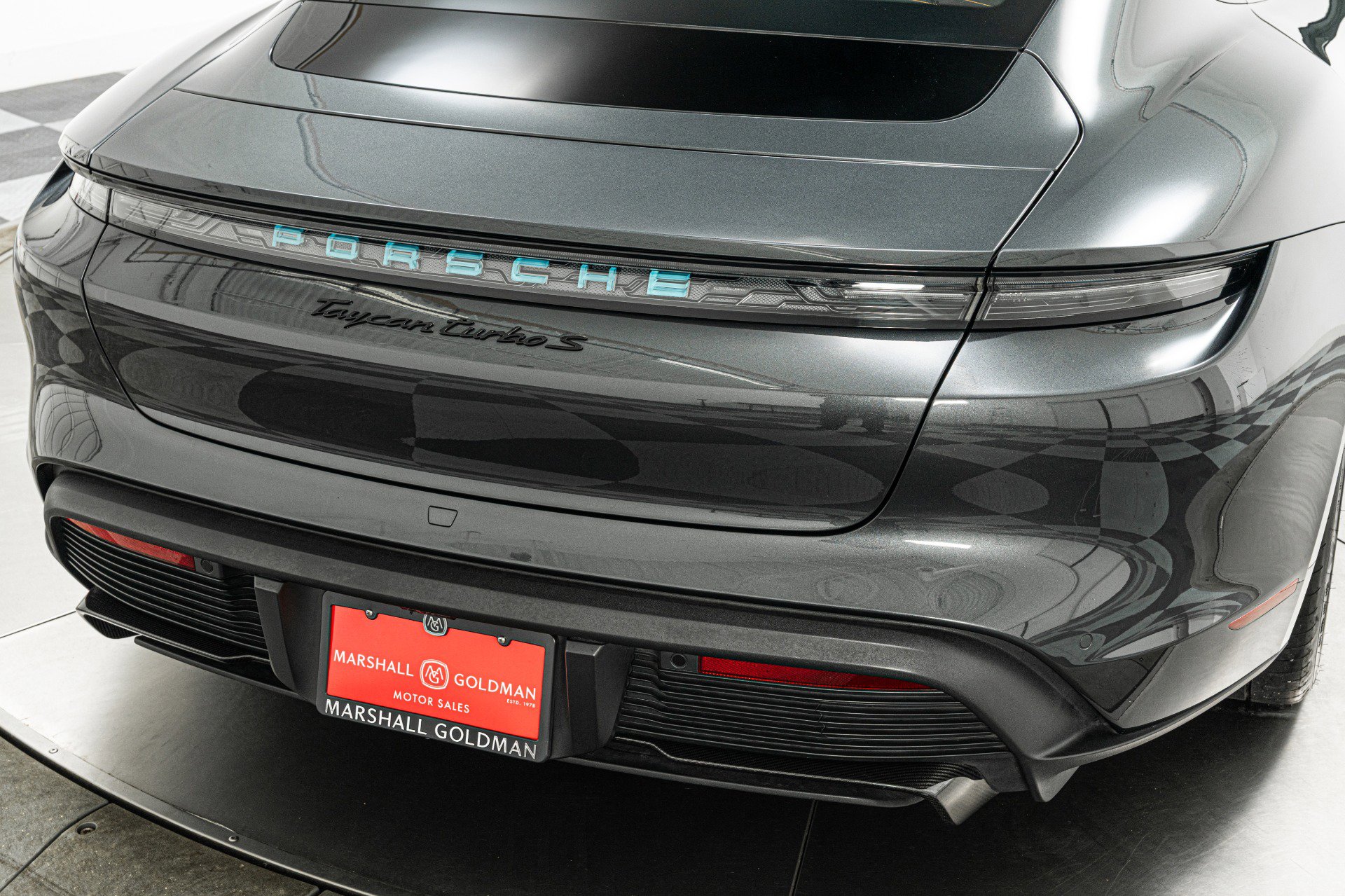 Used 2021 Porsche Taycan Turbo S AWD/4WD image 38