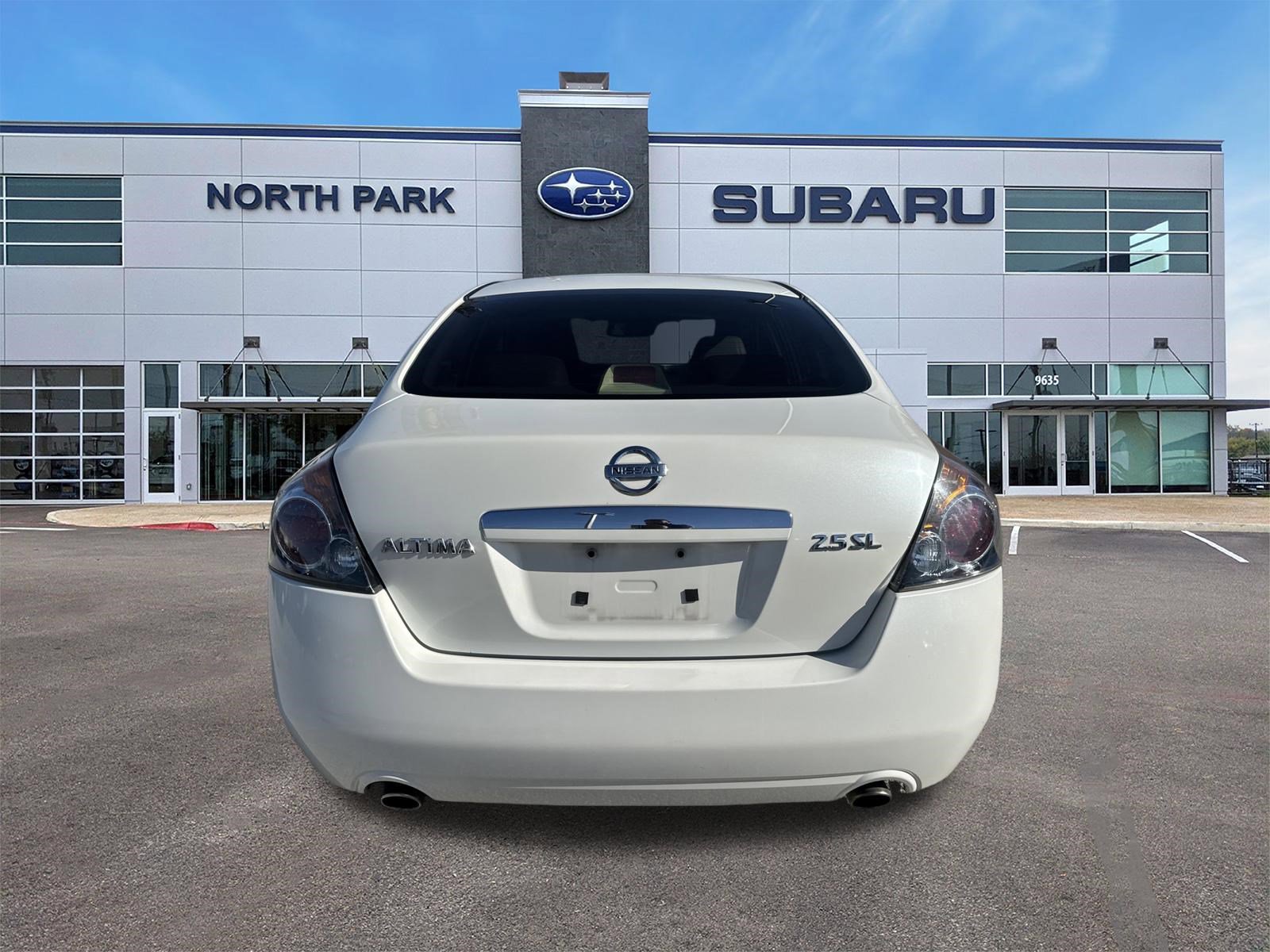 Used 2008 Nissan Altima 2.5 SL w/ SL Pkg image 4