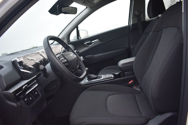 New 2026 Kia Sportage LX w/ LX Convenience Package AWD/4WD image 22