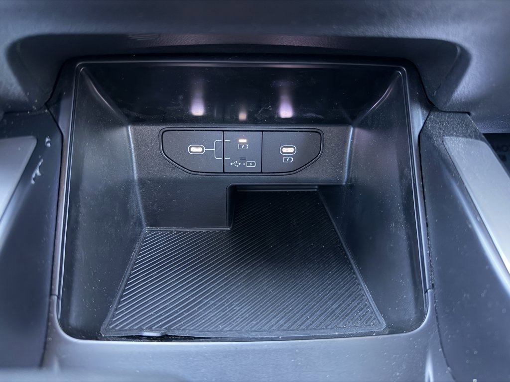 Used 2024 Kia Sorento LX image 22