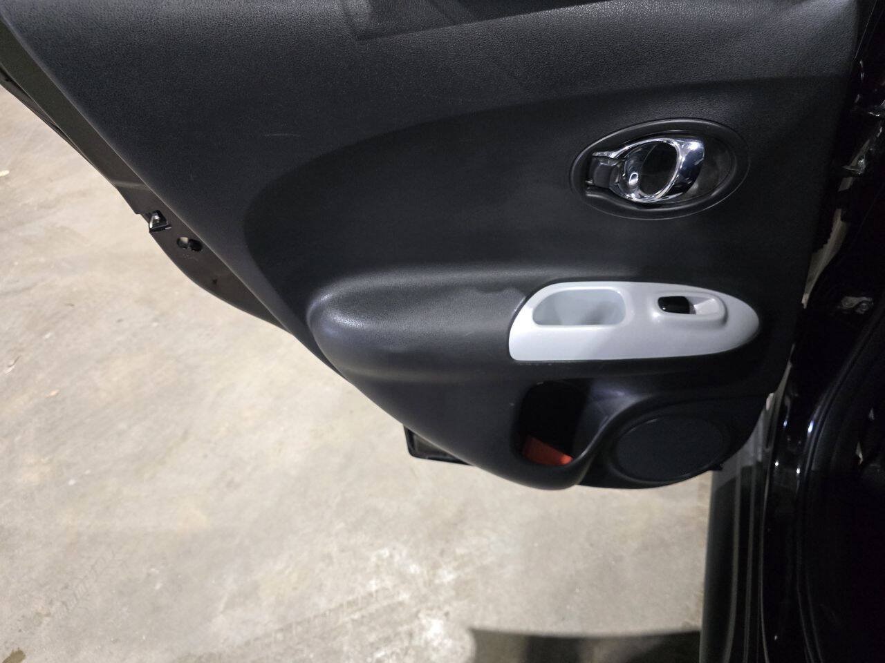 Used 2017 Nissan Juke SV AWD/4WD image 25