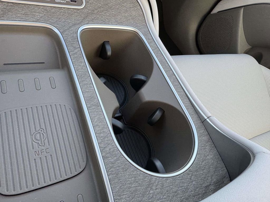 Used 2026 Hyundai Palisade Limited image 30