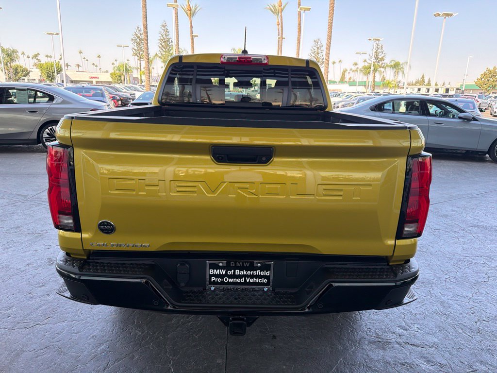 Used 2023 Chevrolet Colorado Z71 w/ Z71 Convenience Package 2 AWD/4WD image 4