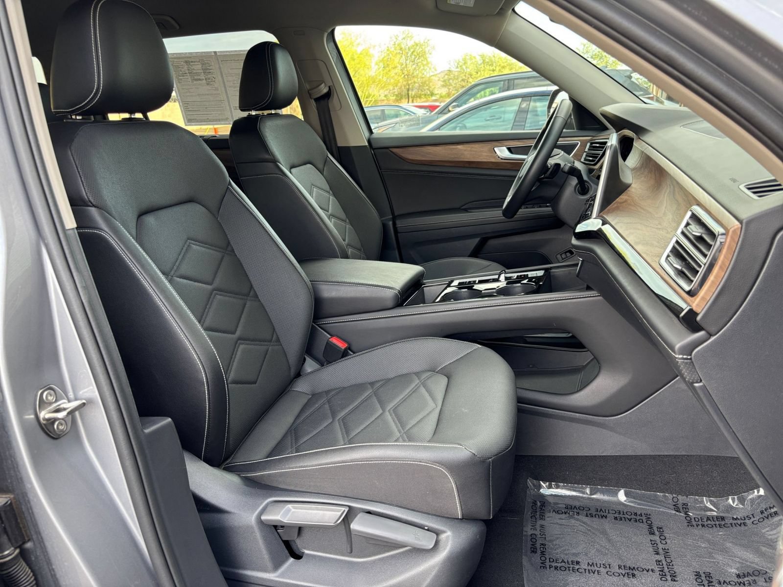 Used 2026 Volkswagen Atlas SE FWD image 39