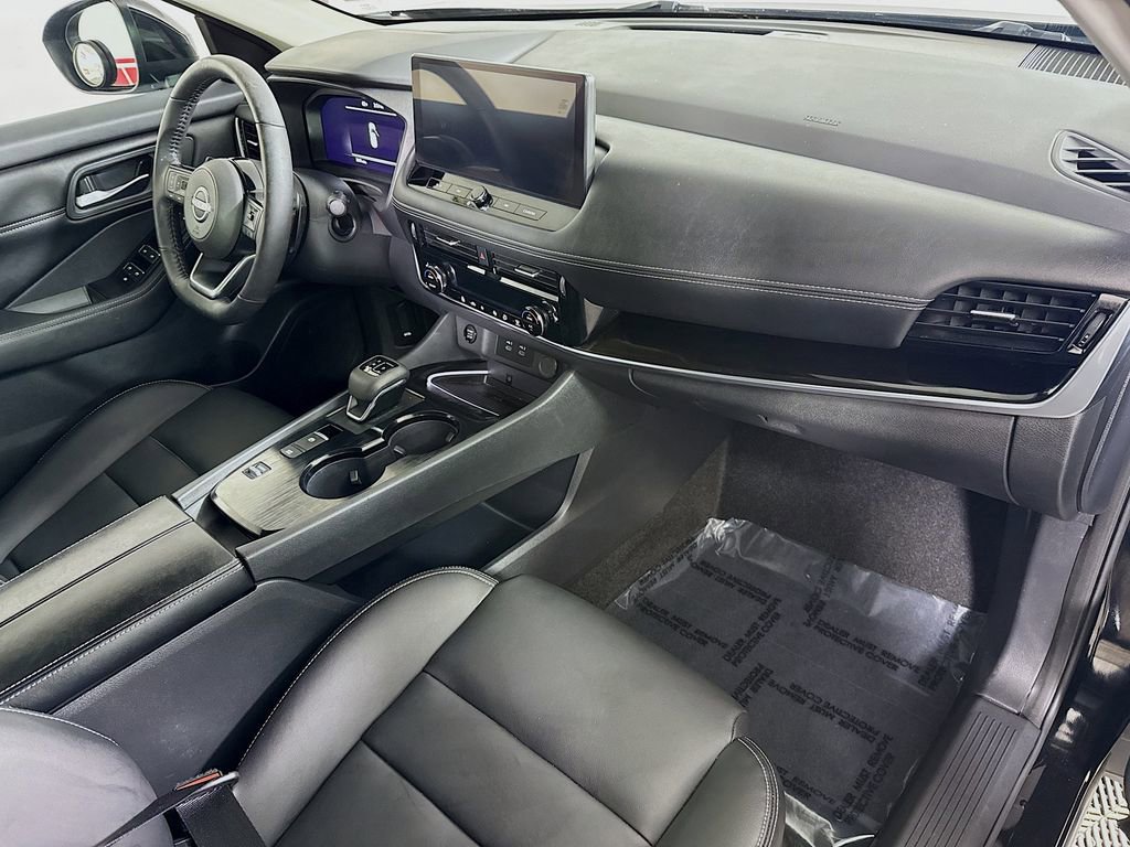 Certified 2024 Nissan Rogue SL image 32