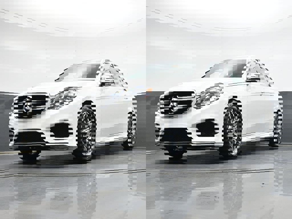 Used 2015 Mercedes-Benz E 350 Sedan image 36