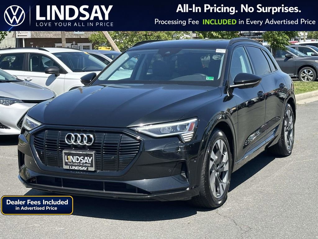 Used 2021 Audi e-tron Premium w/ Convenience Plus Package AWD/4WD image 4