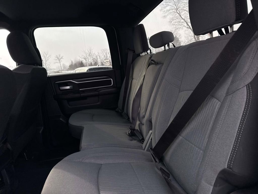 Used 2024 RAM 3500 Big Horn image 10