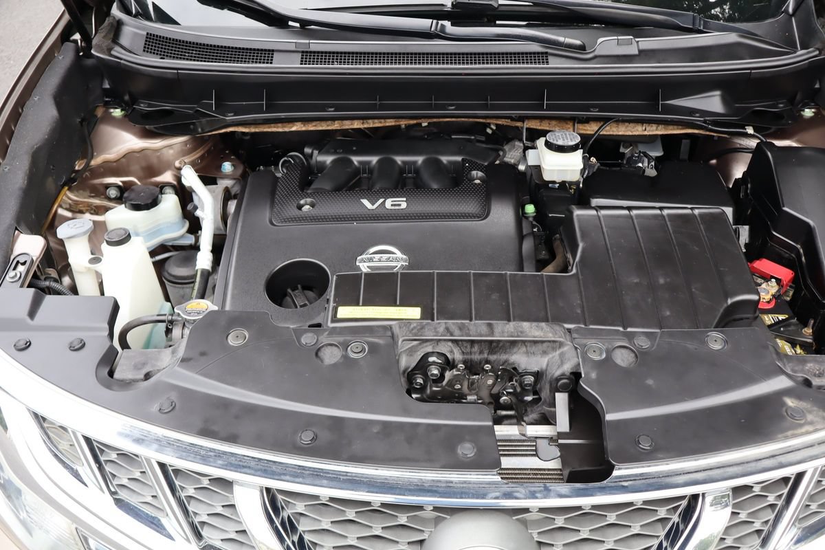 Used 2012 Nissan Murano SV AWD/4WD image 39