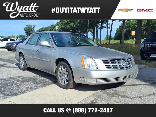 Used 2008 Cadillac DTS FWD image 1