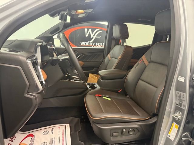 Used 2024 GMC Canyon AT4 w/ AT4 Premium Package image 11