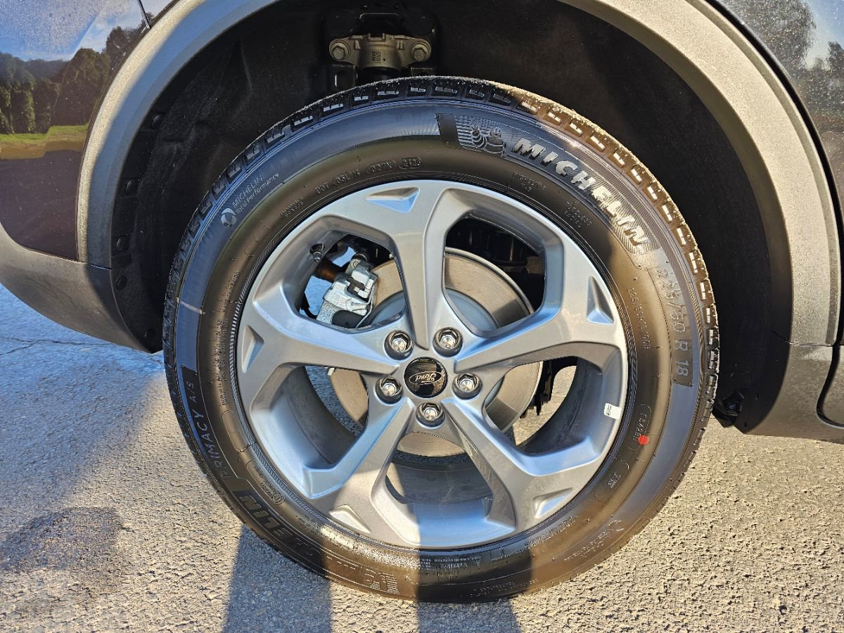 Used 2025 Ford Escape ST-Line Select image 18