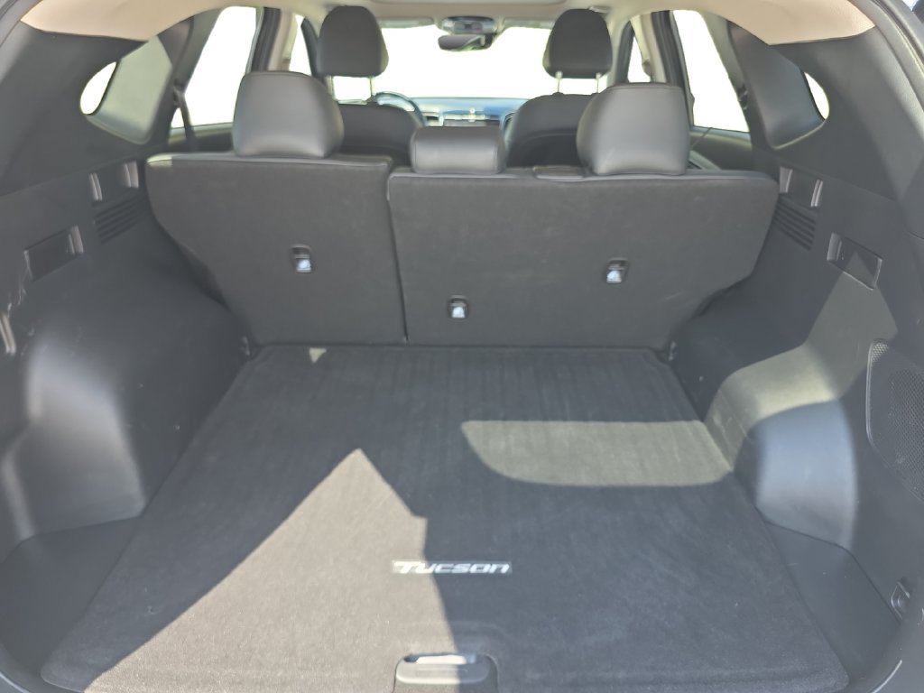 Used 2023 Hyundai Tucson Limited FWD image 25