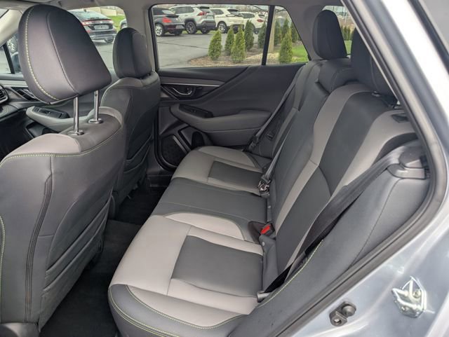 Used 2024 Subaru Outback Onyx Edition XT w/ Popular Package #2 image 9