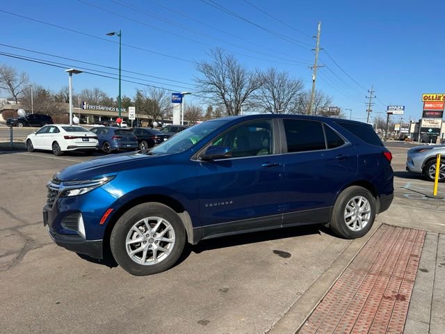Used 2022 Chevrolet Equinox LT image 3