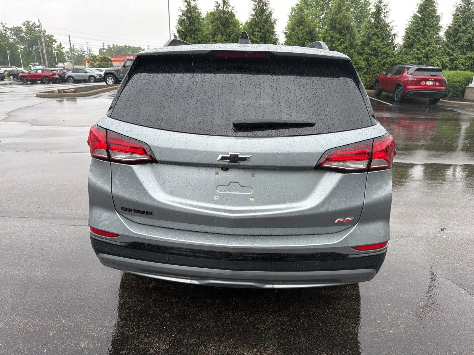 Used 2024 Chevrolet Equinox RS w/ RS Leather Package FWD image 4