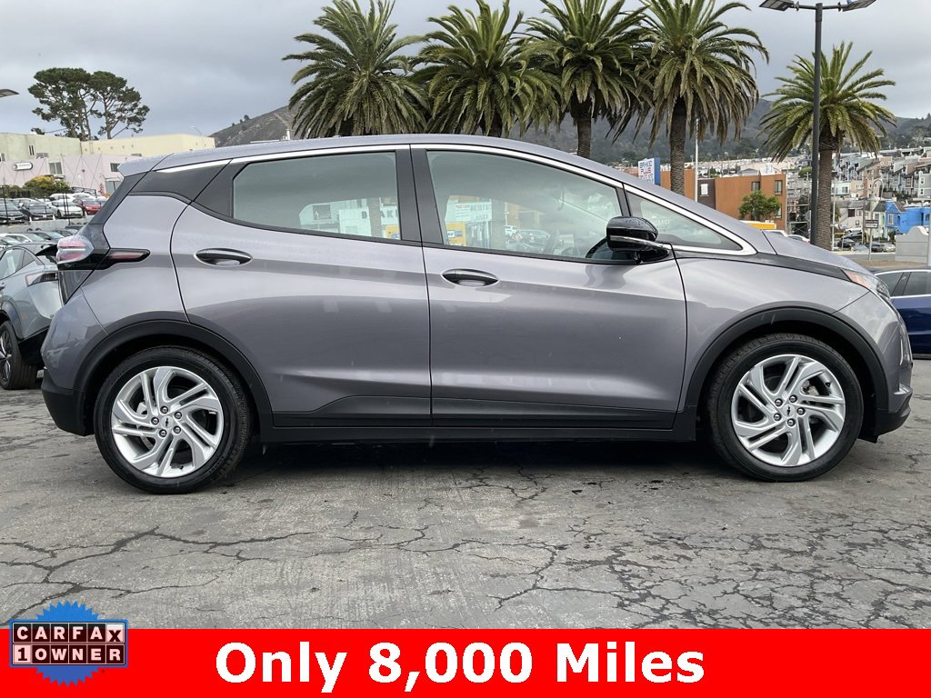 Used 2023 Chevrolet Bolt LT image 3