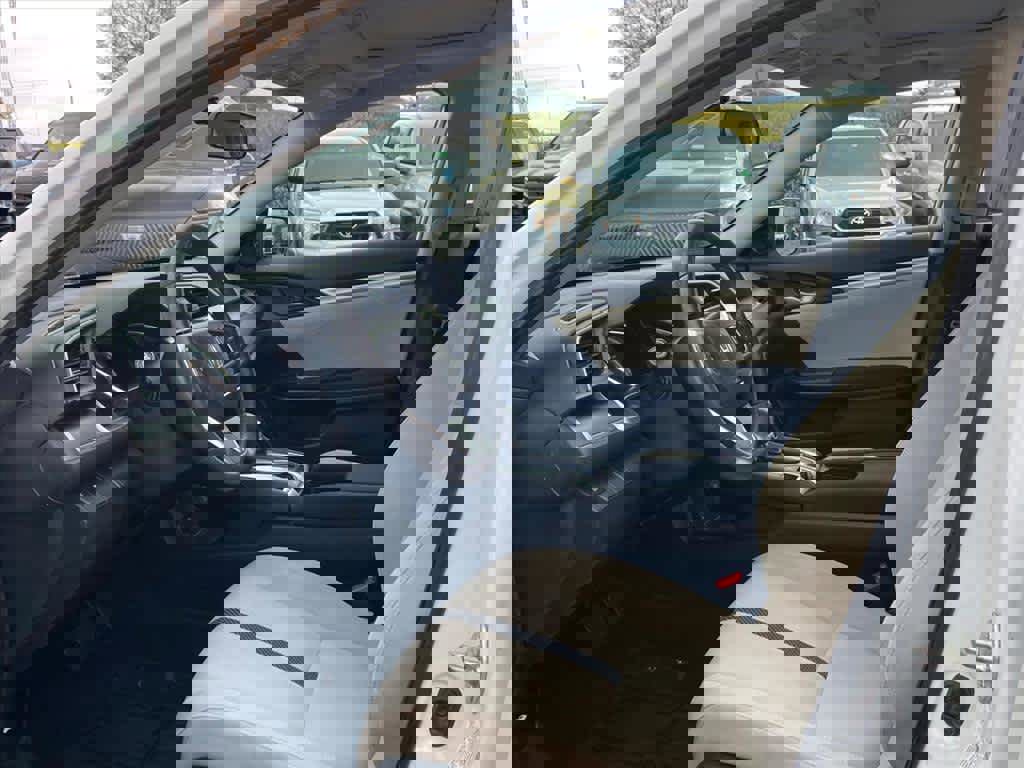 Used 2018 Honda Civic EX image 13