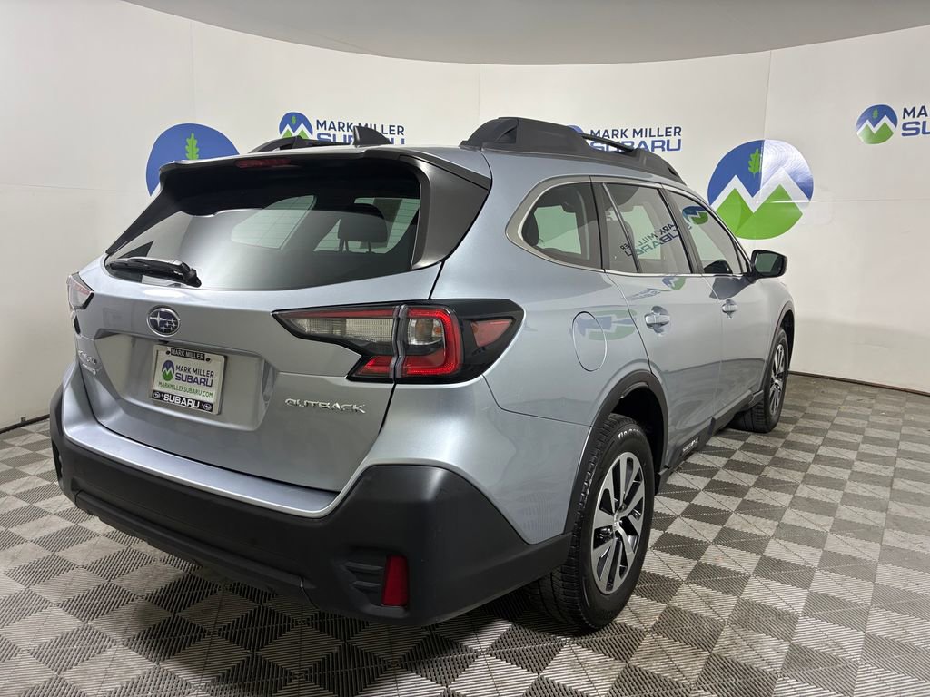 Certified 2022 Subaru Outback 2.5i image 6