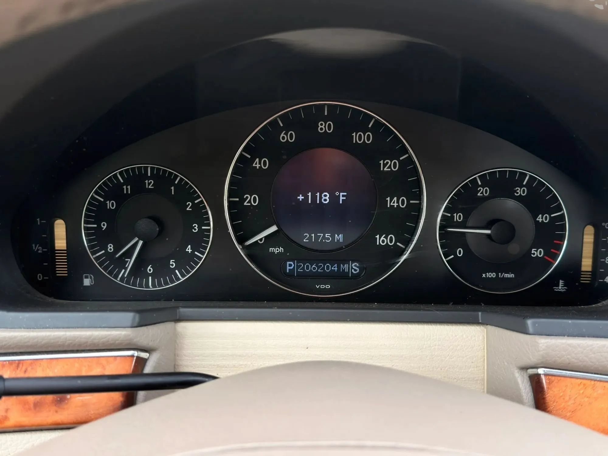 Used 2006 Mercedes-Benz E 320 CDI Sedan image 13