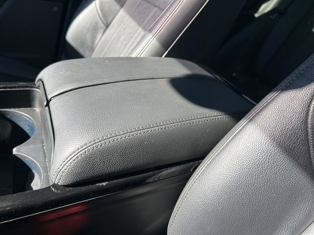 Used 2023 Land Rover Range Rover Evoque R-Dynamic S image 38