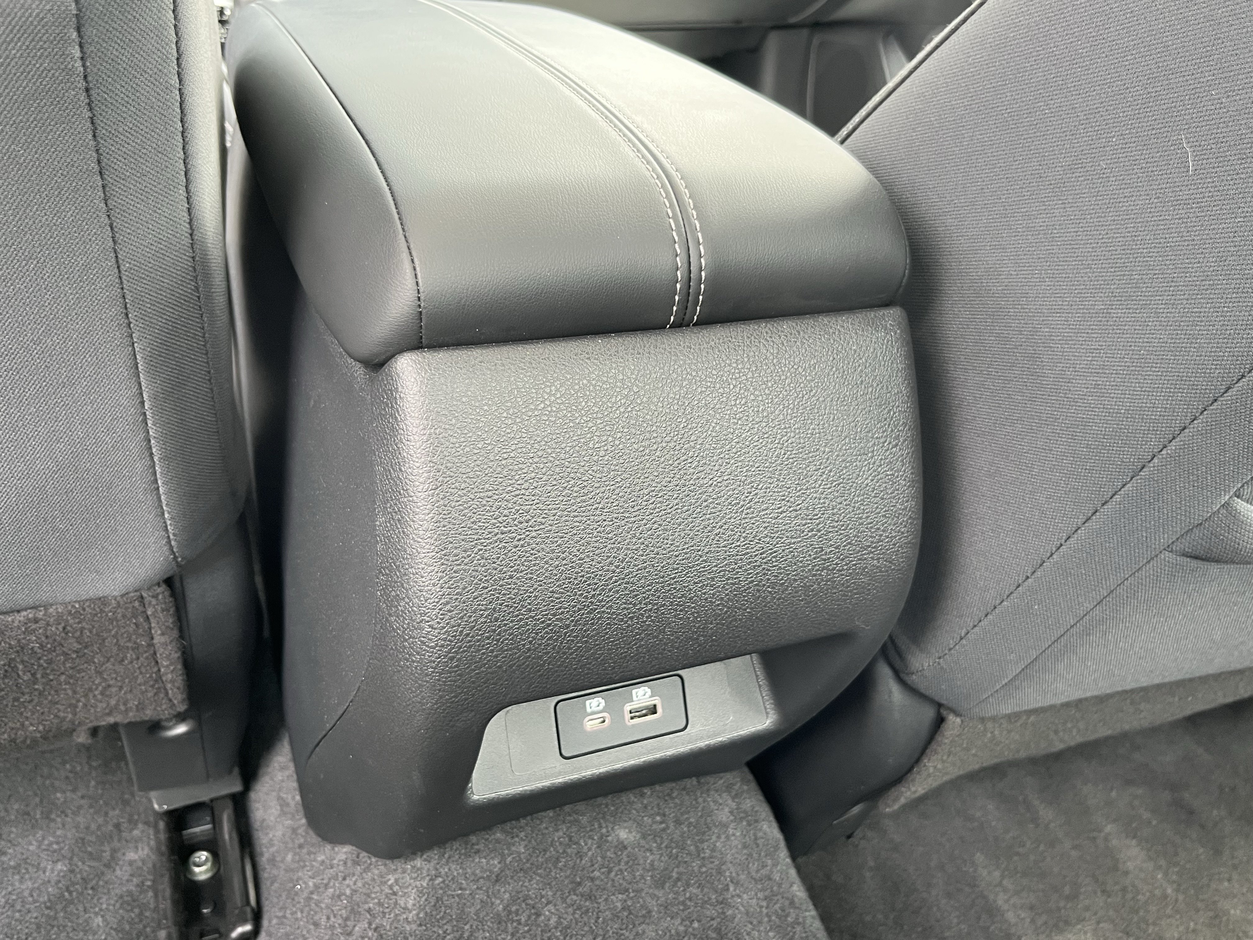 Used 2023 Nissan Altima 2.5 SV w/ SV Premium Package AWD/4WD image 19