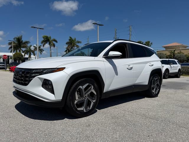 Used 2022 Hyundai Tucson SEL w/ Convenience + Premium Package FWD image 3