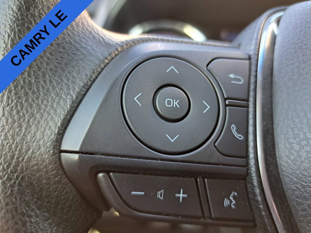 Used 2020 Toyota Camry LE image 15