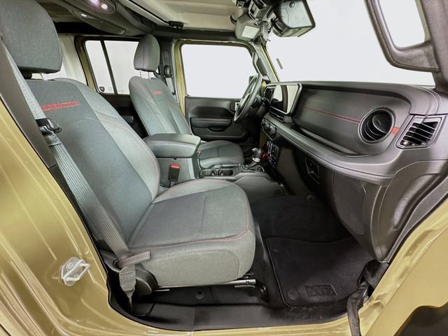 Used 2025 Jeep Wrangler Unlimited Rubicon AWD/4WD image 28
