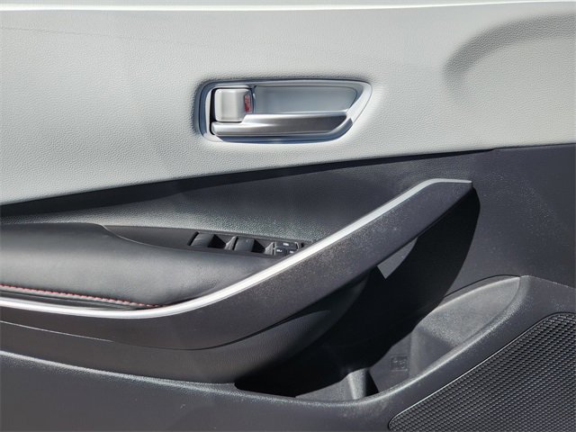 Used 2025 Toyota Corolla SE image 17