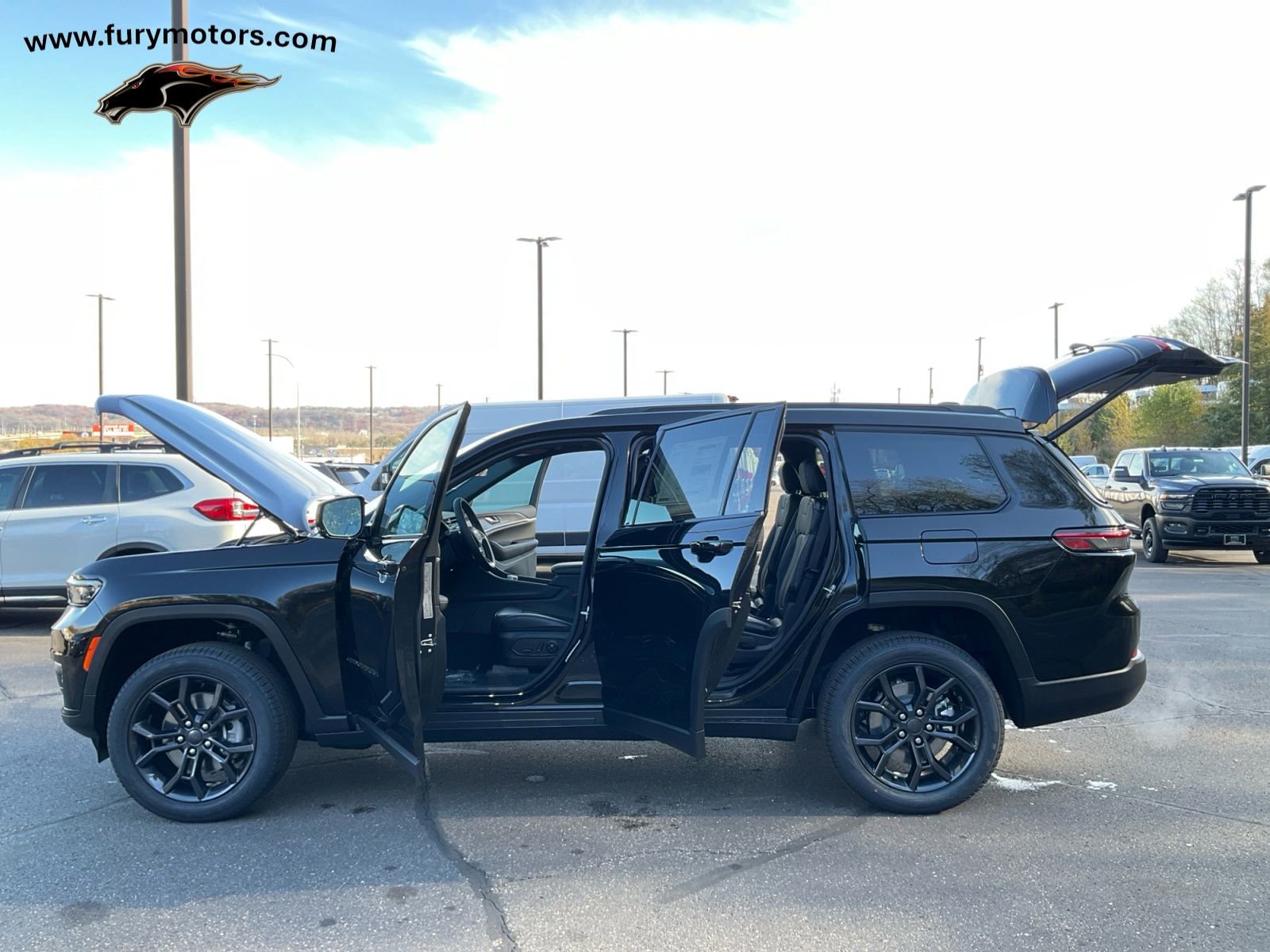 New 2025 Jeep Grand Cherokee L Limited w/ Trailer Tow Package image 41