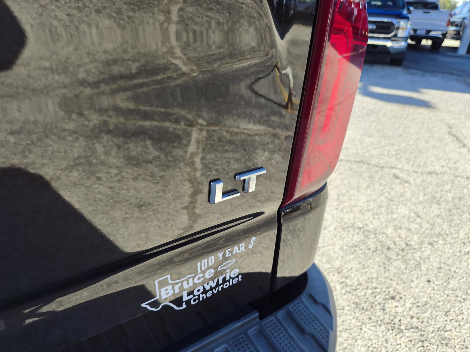 Used 2020 Chevrolet Silverado 1500 LT Trail Boss AWD/4WD image 12