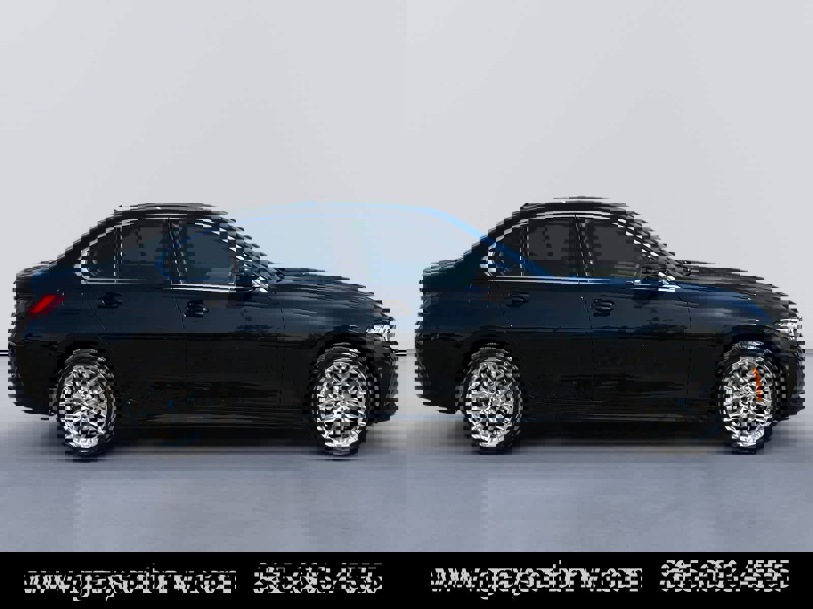 Used 2025 BMW 330i xDrive Sedan AWD/4WD image 2