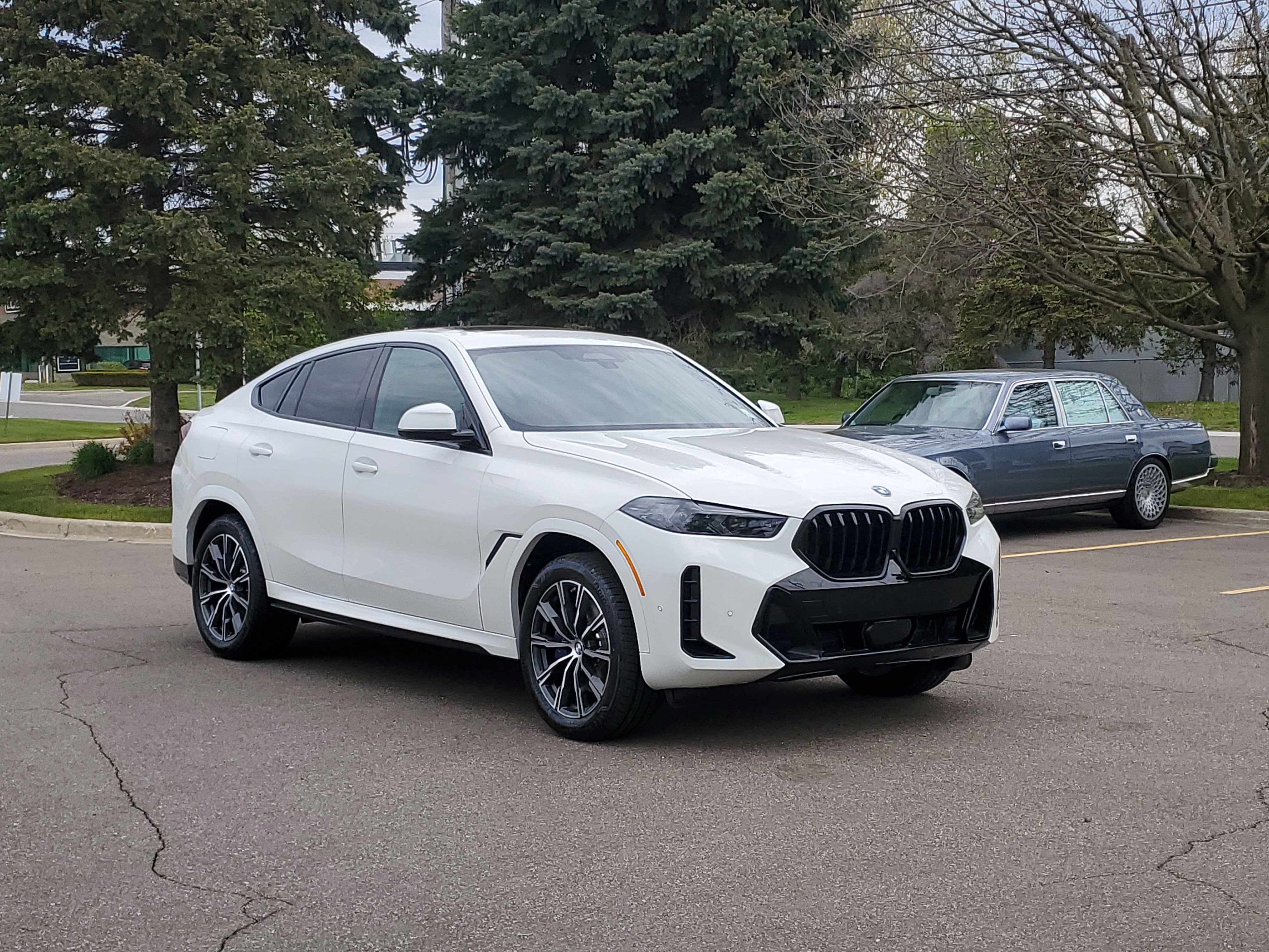 New 2027 BMW X6 xDrive40i AWD/4WD image 4