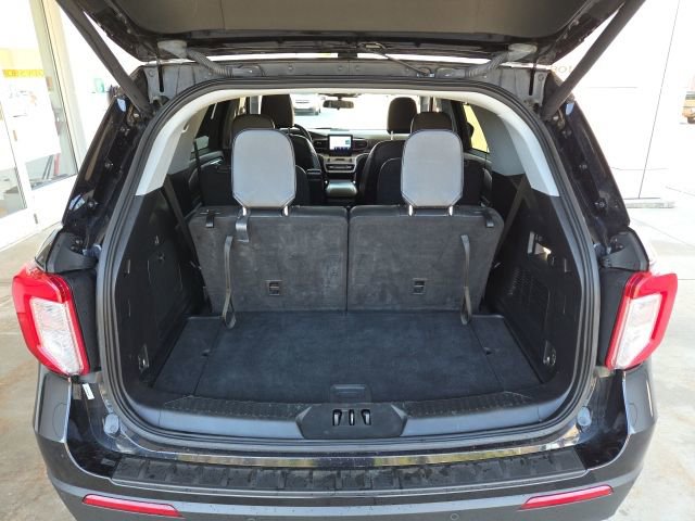 Used 2022 Ford Explorer XLT AWD/4WD image 23